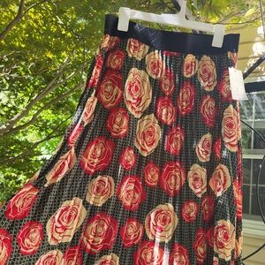 LuLaRoe Rose Print Jill Skirt